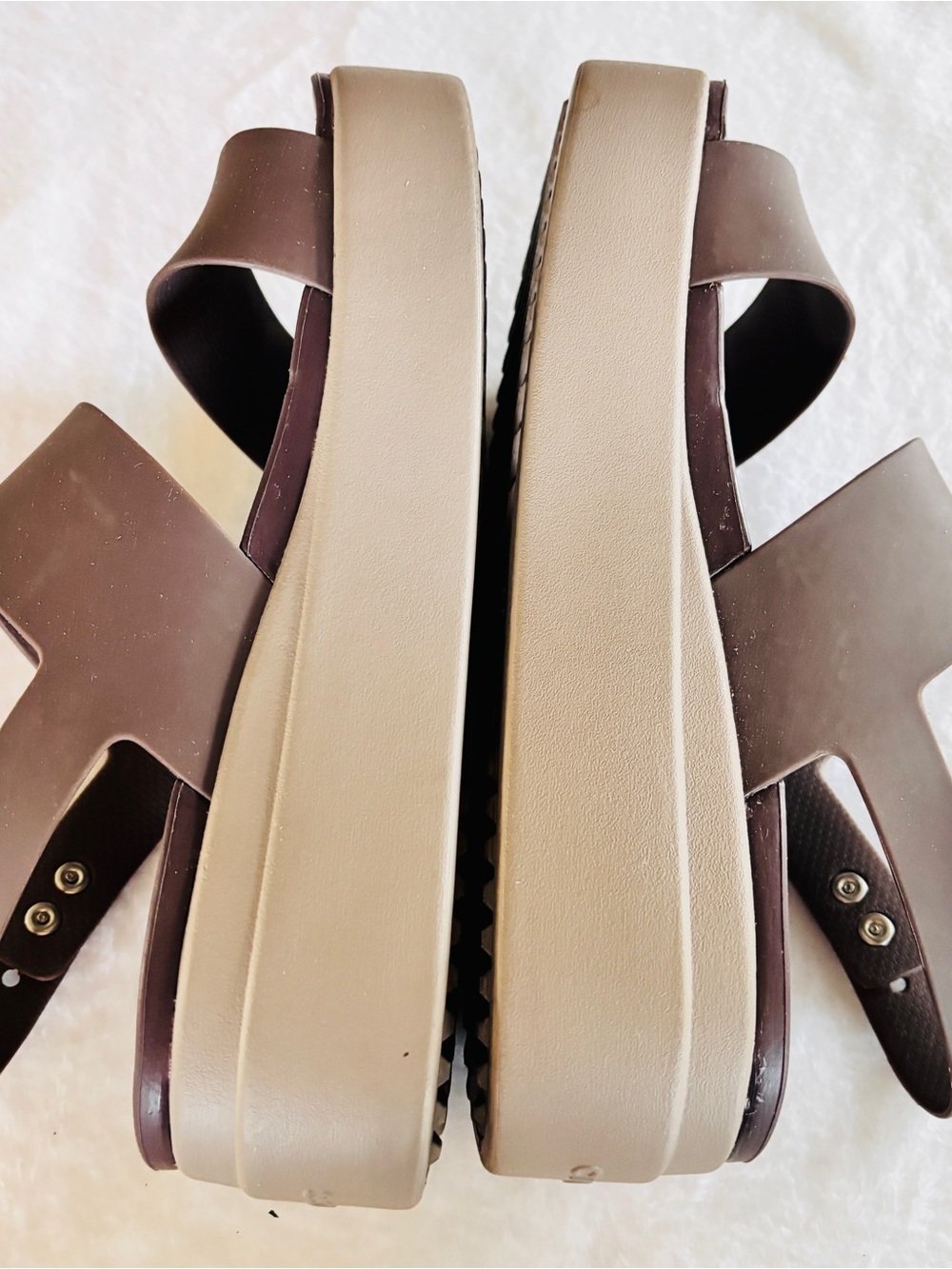 Crocs LiteRide Brooklyn Low Wedge Size 8 Platform Sandals Black Slingback EUC - Picture 6 of 8